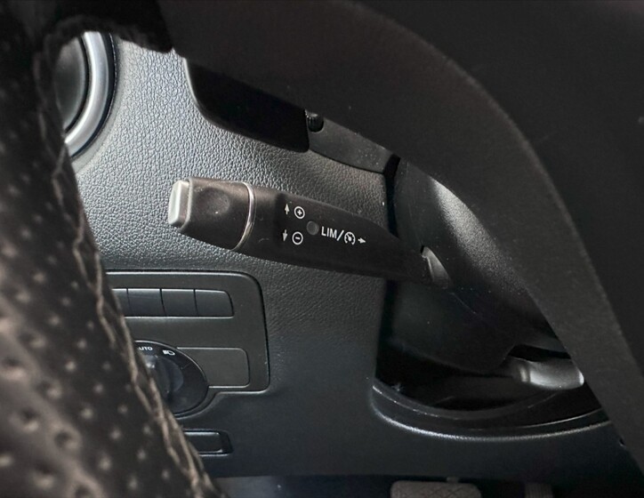 Mercedes-Benz Vito 19