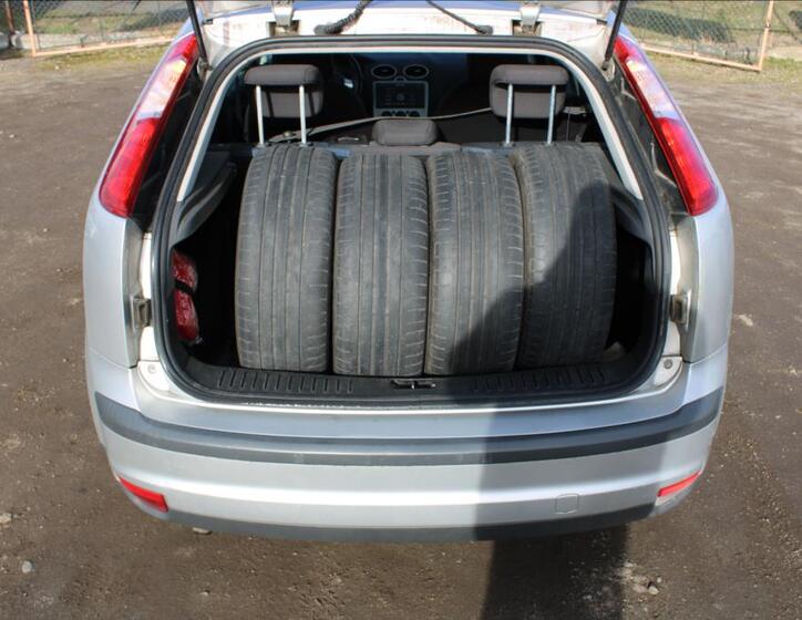 Ford Focus 13