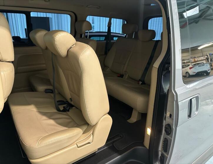 Hyundai H 1 9