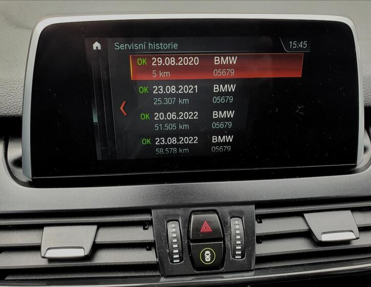 BMW Řada 2 32