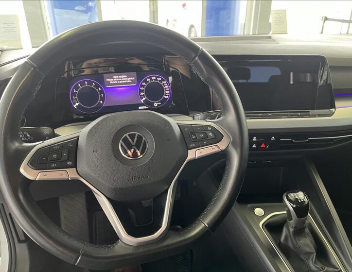 Volkswagen Golf 10