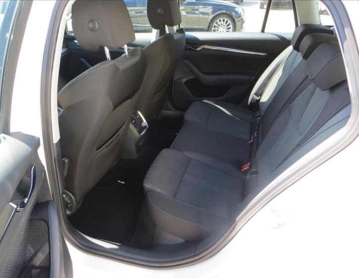 Škoda Octavia 21