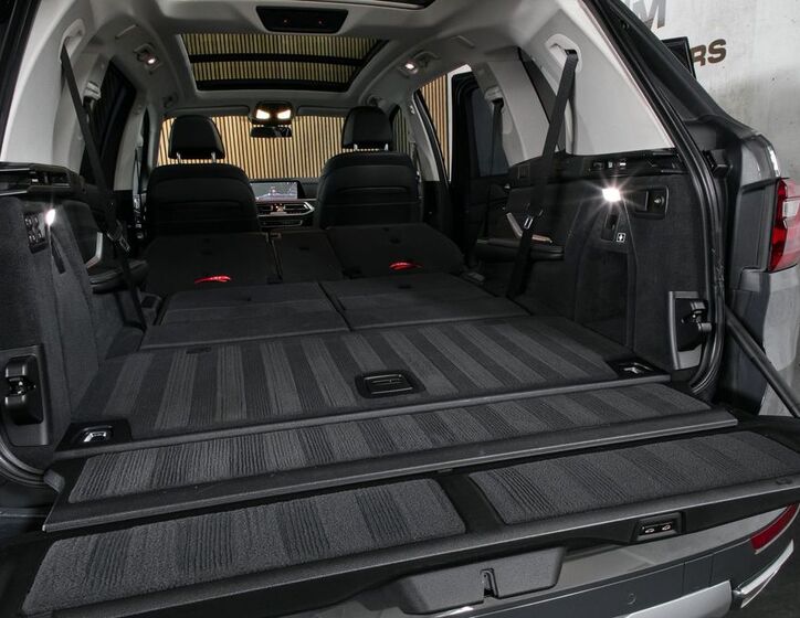 BMW X7 46