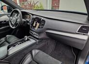 Volvo XC90 13