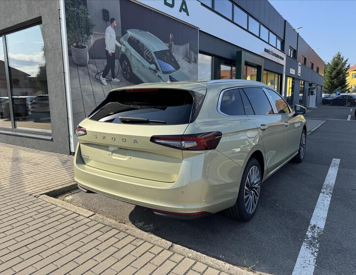 Škoda Superb 4