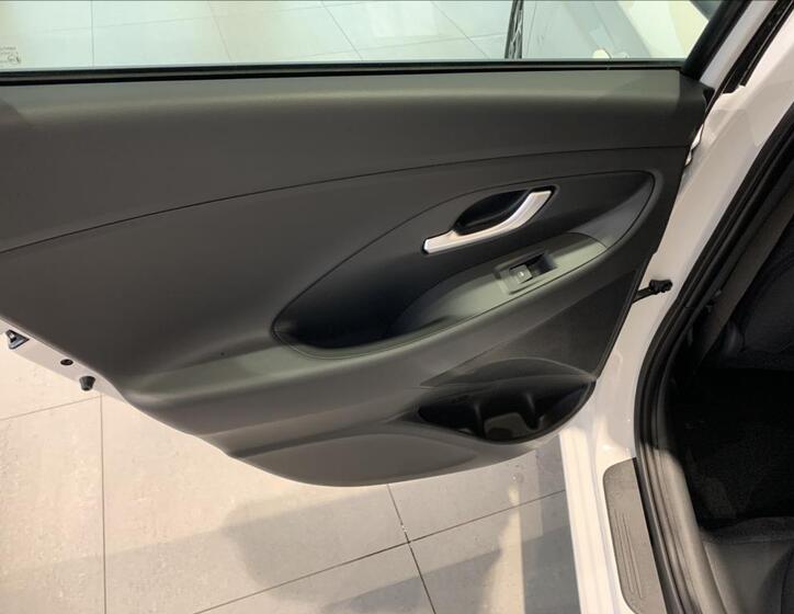 Hyundai i30 13