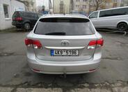 Toyota Avensis 5