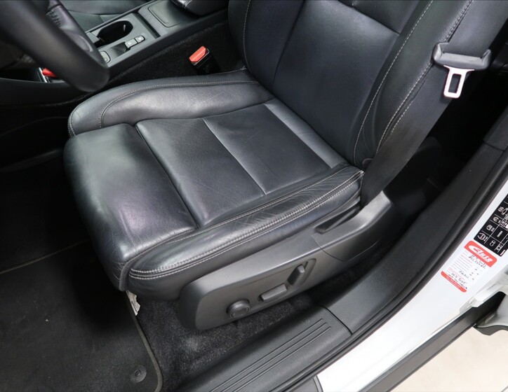 Volvo XC40 25