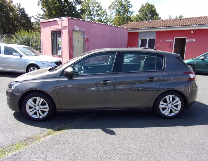 Peugeot 308 6