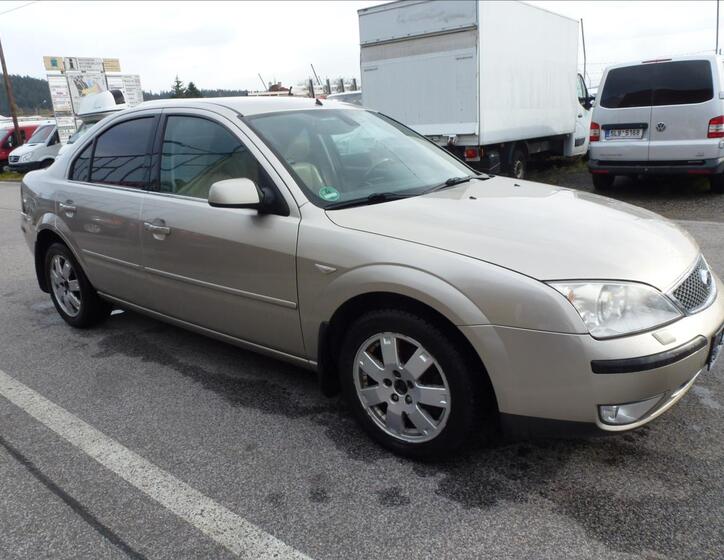 Ford Mondeo 10