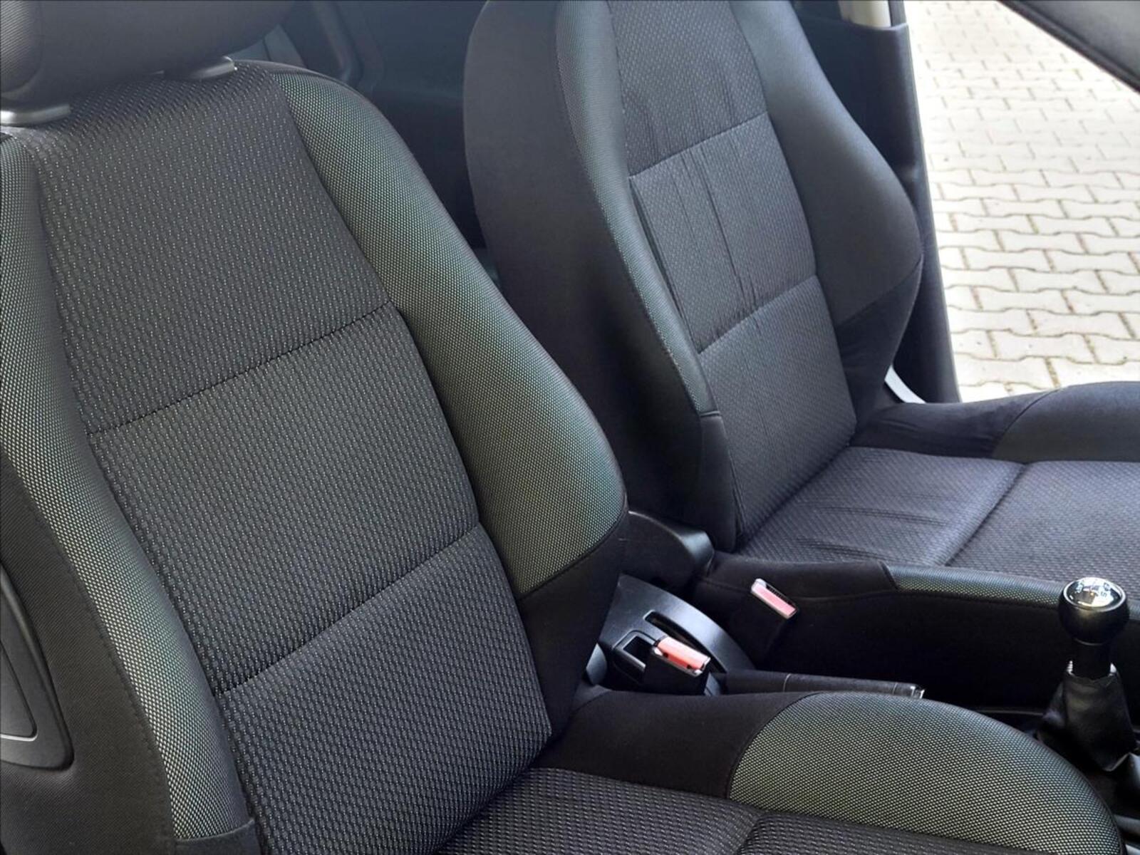 Peugeot 207 18