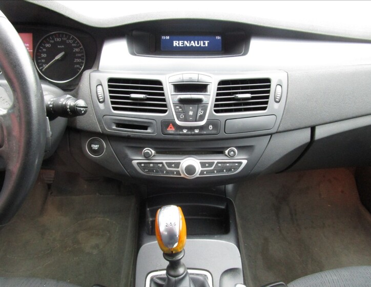 Renault Laguna 9