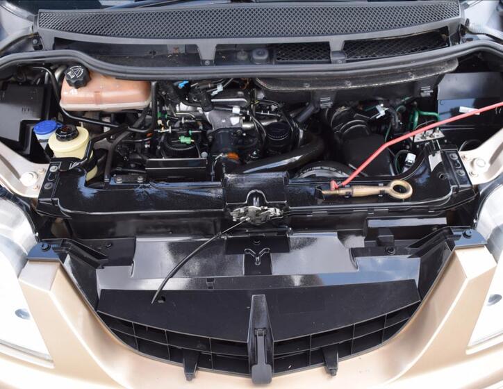 Lancia Phedra 40