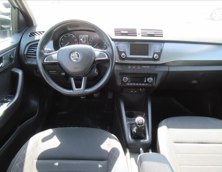 Škoda Fabia 13