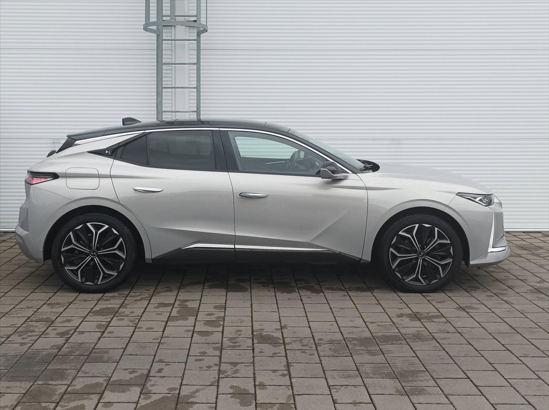 DS Automobiles DS4