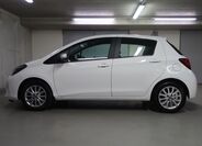 Toyota Yaris 8