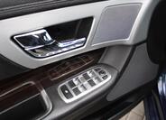 Jaguar XF 23