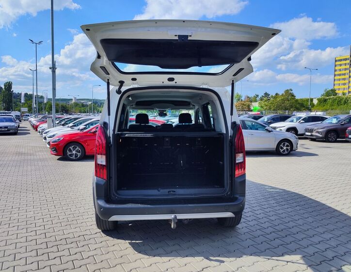 Peugeot Rifter 22