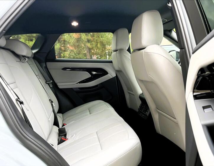 Land Rover Range Rover Evoque 29