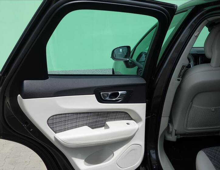 Volvo XC60 28