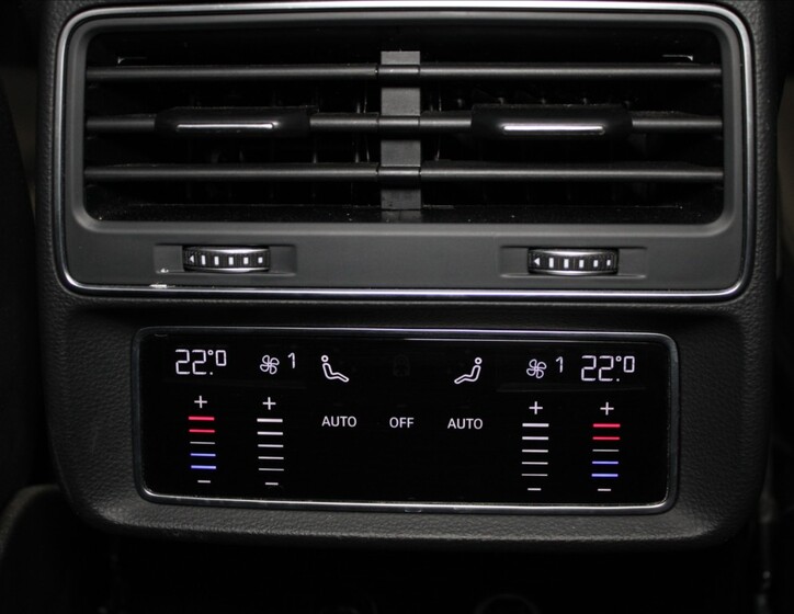 Audi Q7 27