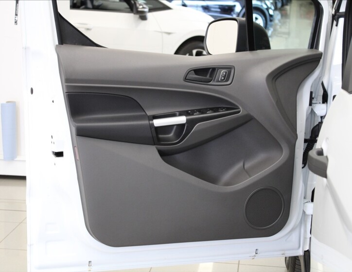Ford Transit Connect 14