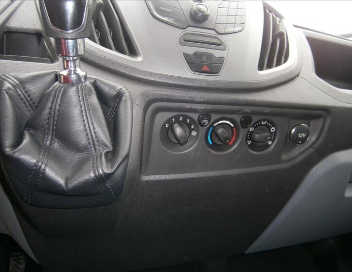 Ford Transit 16