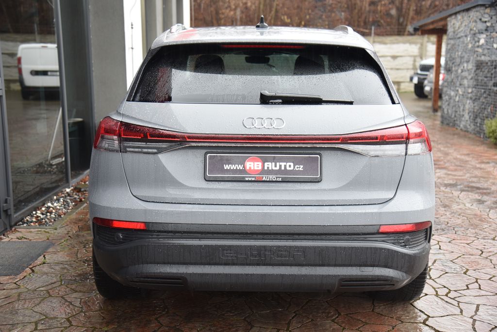 Audi Q4