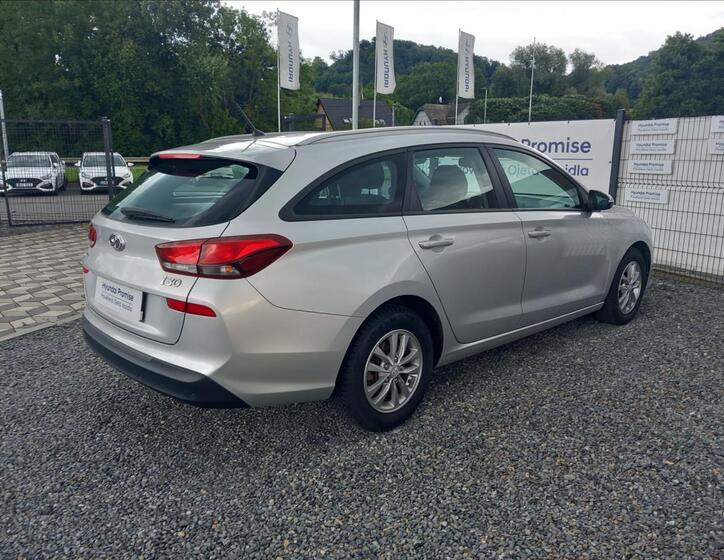 Hyundai i30 8