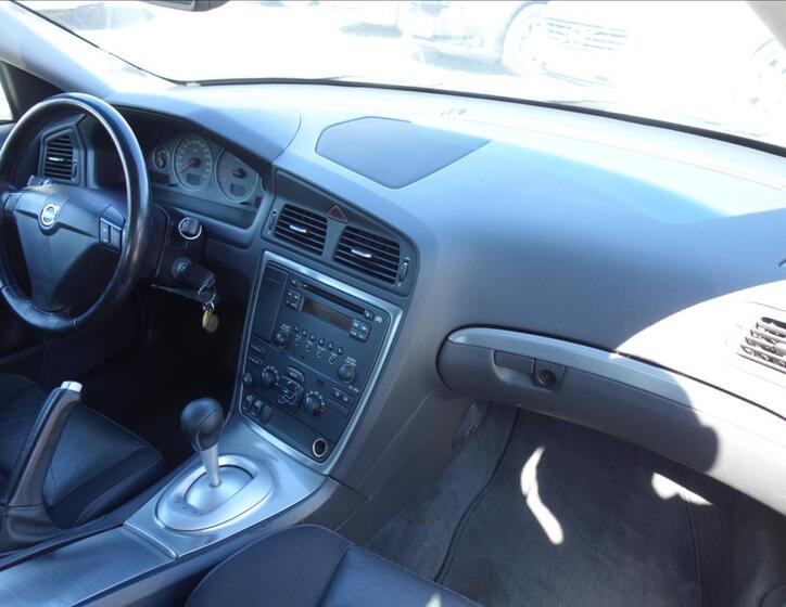 Volvo S60 13