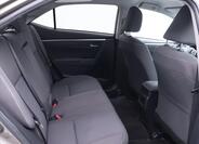 Toyota Corolla 13