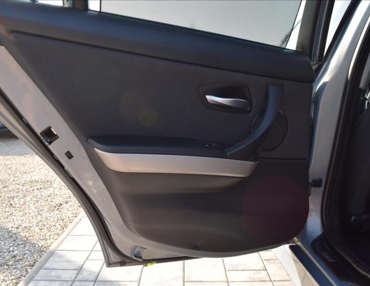 BMW Řada 3 23