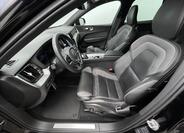Volvo XC60 4