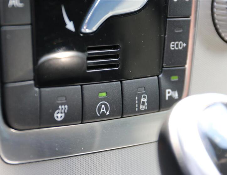 Volvo XC60 32
