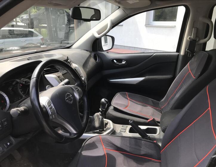 Nissan Navara 15