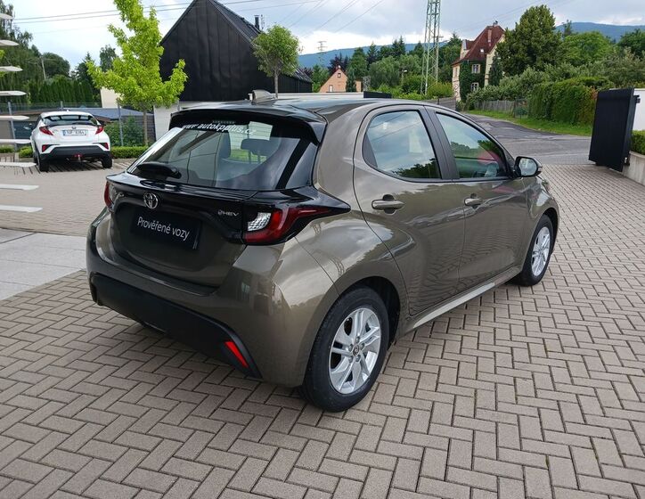 Toyota Yaris 7
