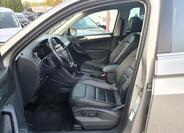Volkswagen Tiguan 8