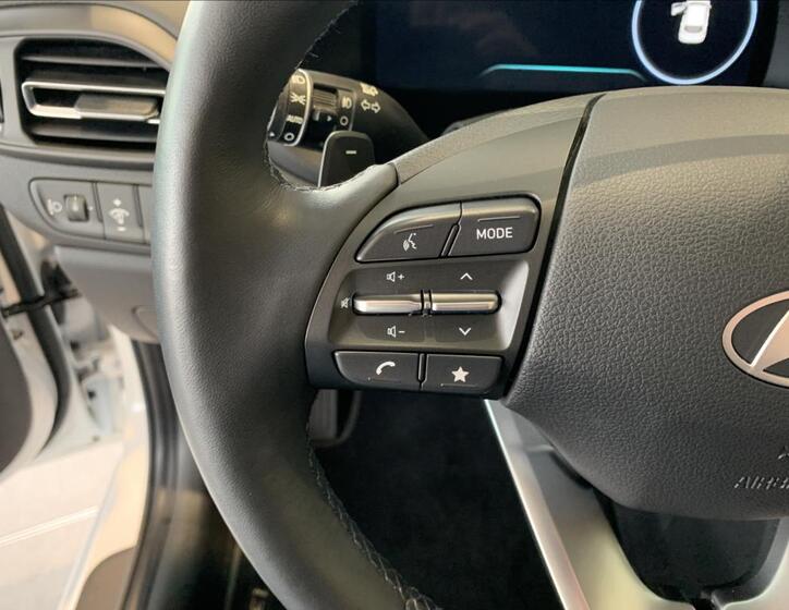 Hyundai i30 32