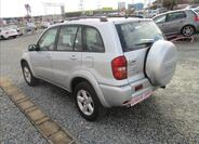 Toyota RAV4 6