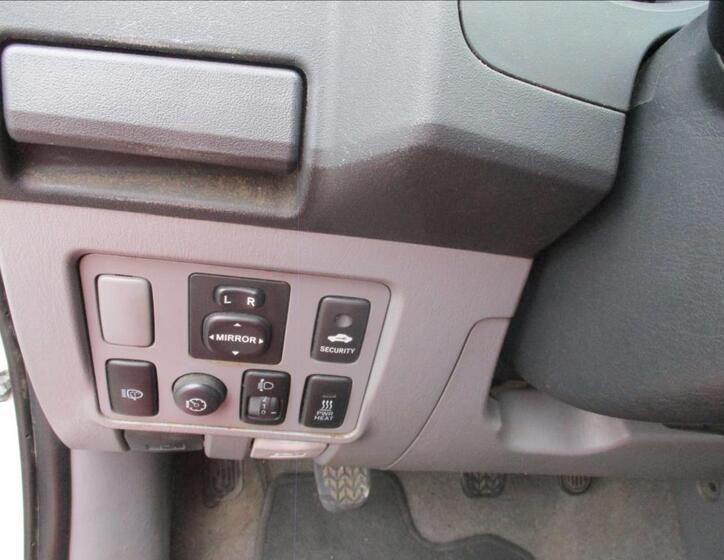 Toyota Hilux 18