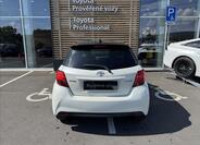 Toyota Yaris 14