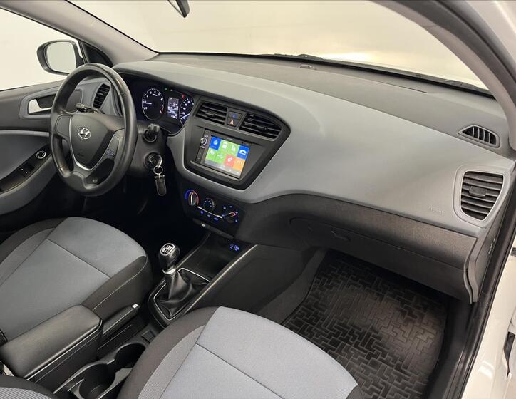 Hyundai i20 17