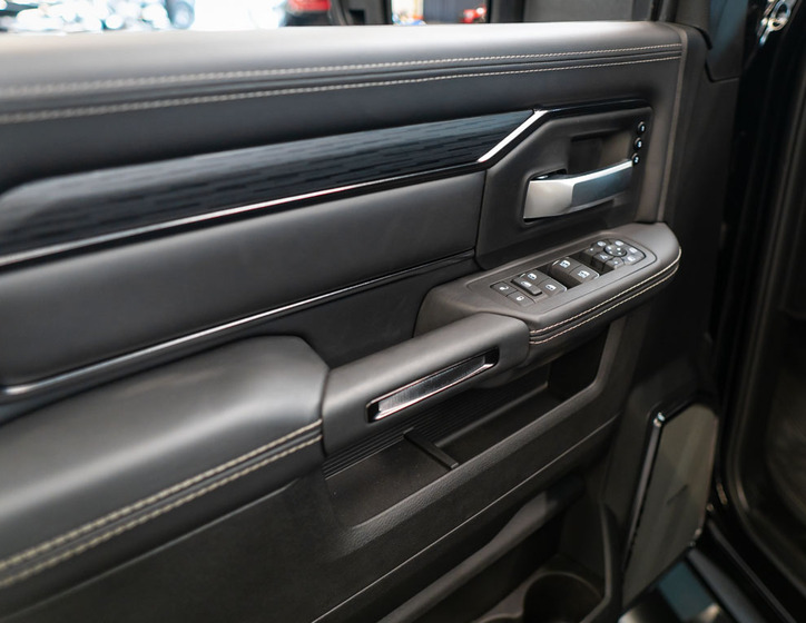 Dodge RAM 13