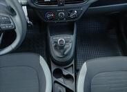 Hyundai i10 7