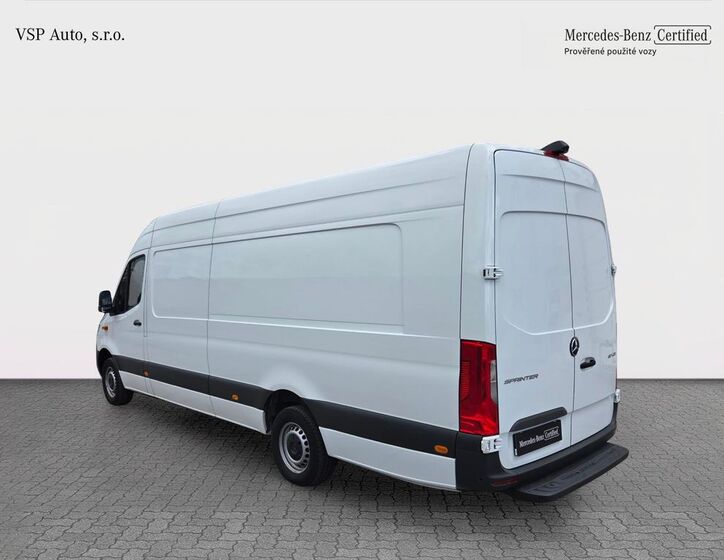 Mercedes-Benz Sprinter 3