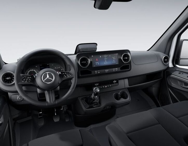 Mercedes-Benz Sprinter 4