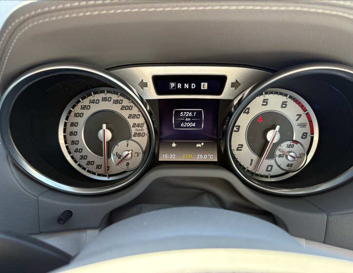Mercedes-Benz SL 23