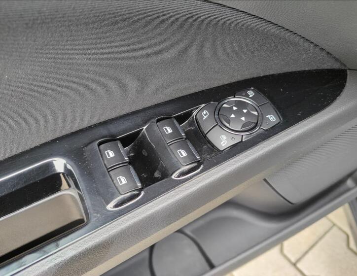 Ford Mondeo 27