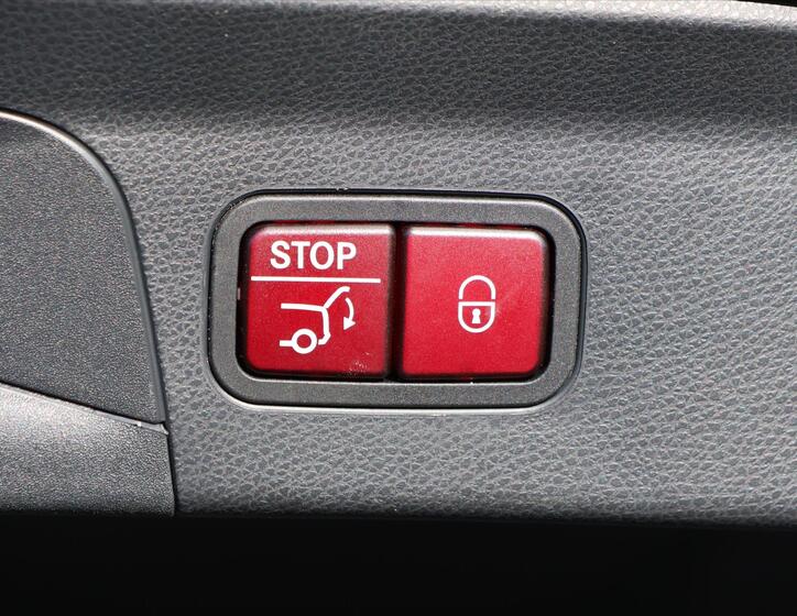 Mercedes-Benz GLC 12