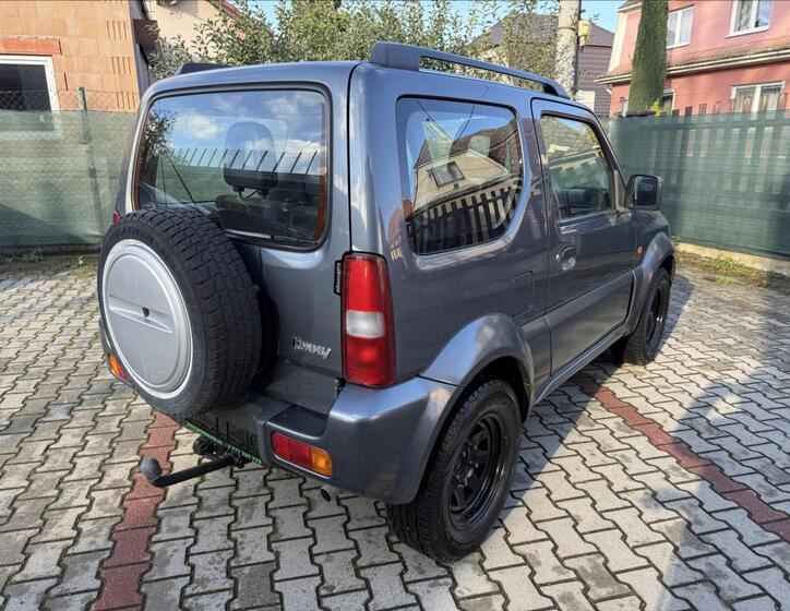 Suzuki Jimny 3